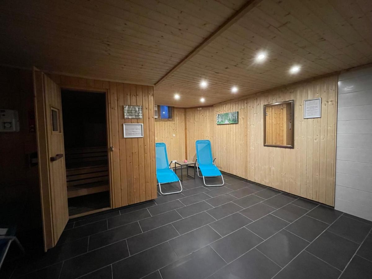 Geraeumiges Domizil Mit Bergblick Und Sauna Oberwössen Buitenkant foto