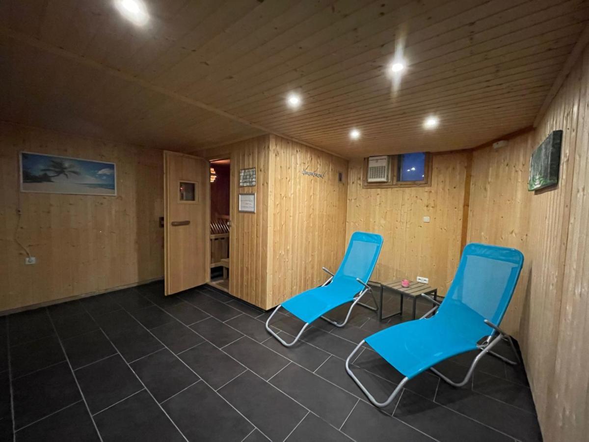 Geraeumiges Domizil Mit Bergblick Und Sauna Oberwössen Buitenkant foto